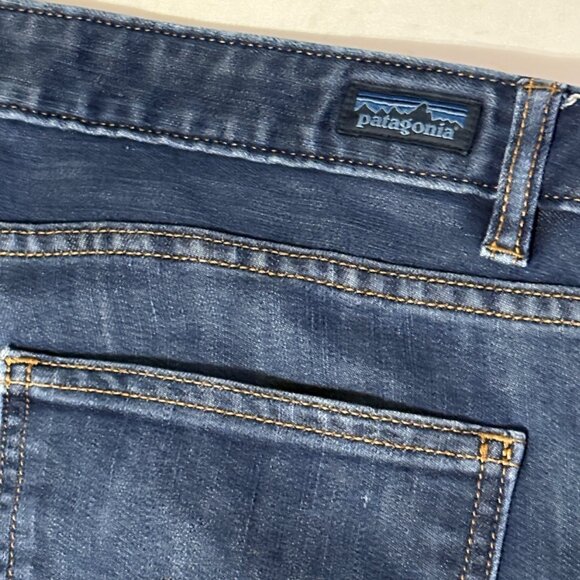 NWOT Patagonia Straight Leg Denim Organic Cotton Jeans Size 31 X 32.5 Dark Wash - Picture 11 of 13